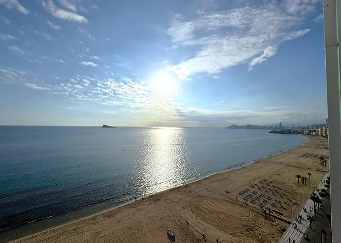 Damas Μπένιντορμ