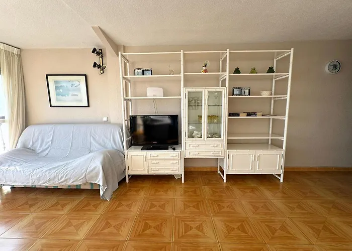 Damas * Μπένιντορμ